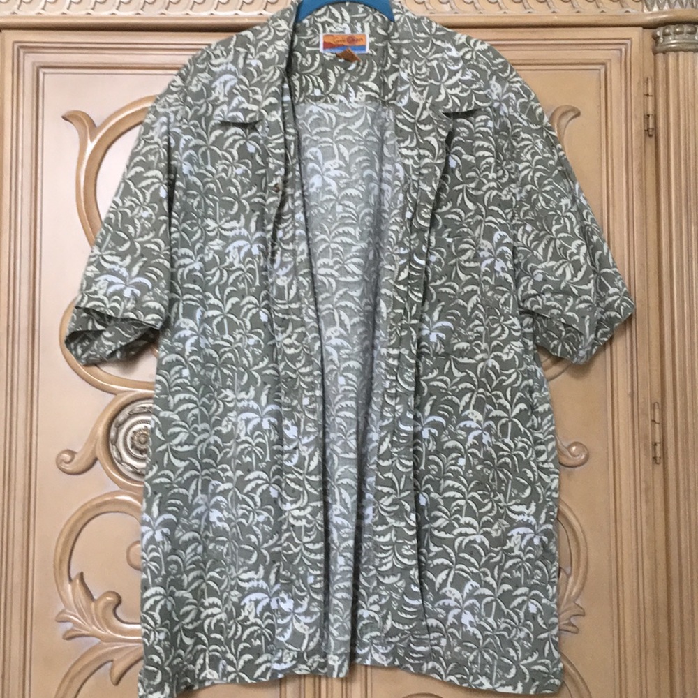 Gold Coast palm tree button up shirt xx large